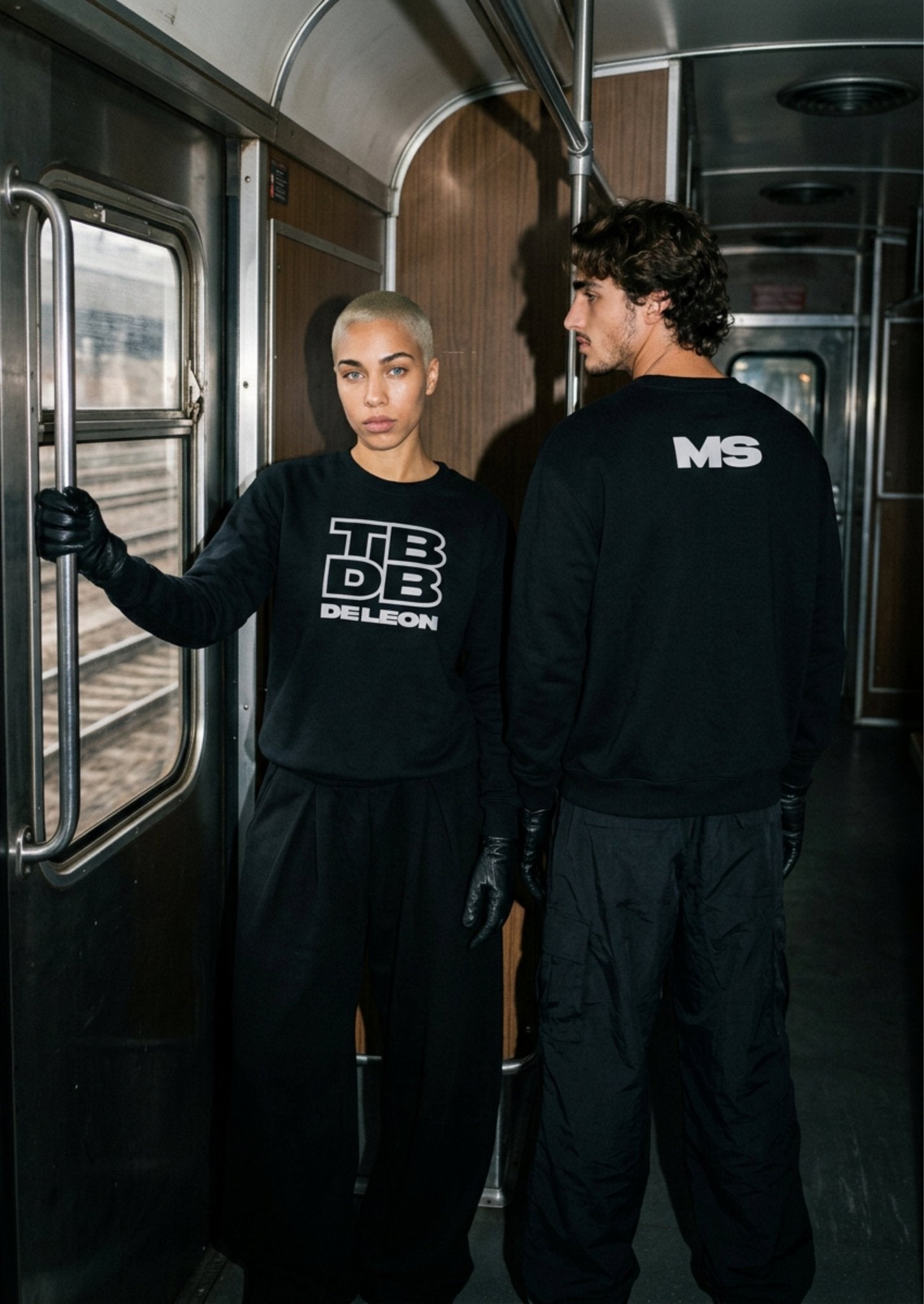 DE LEON Comfy Sweatshirt - MIRASAFARI