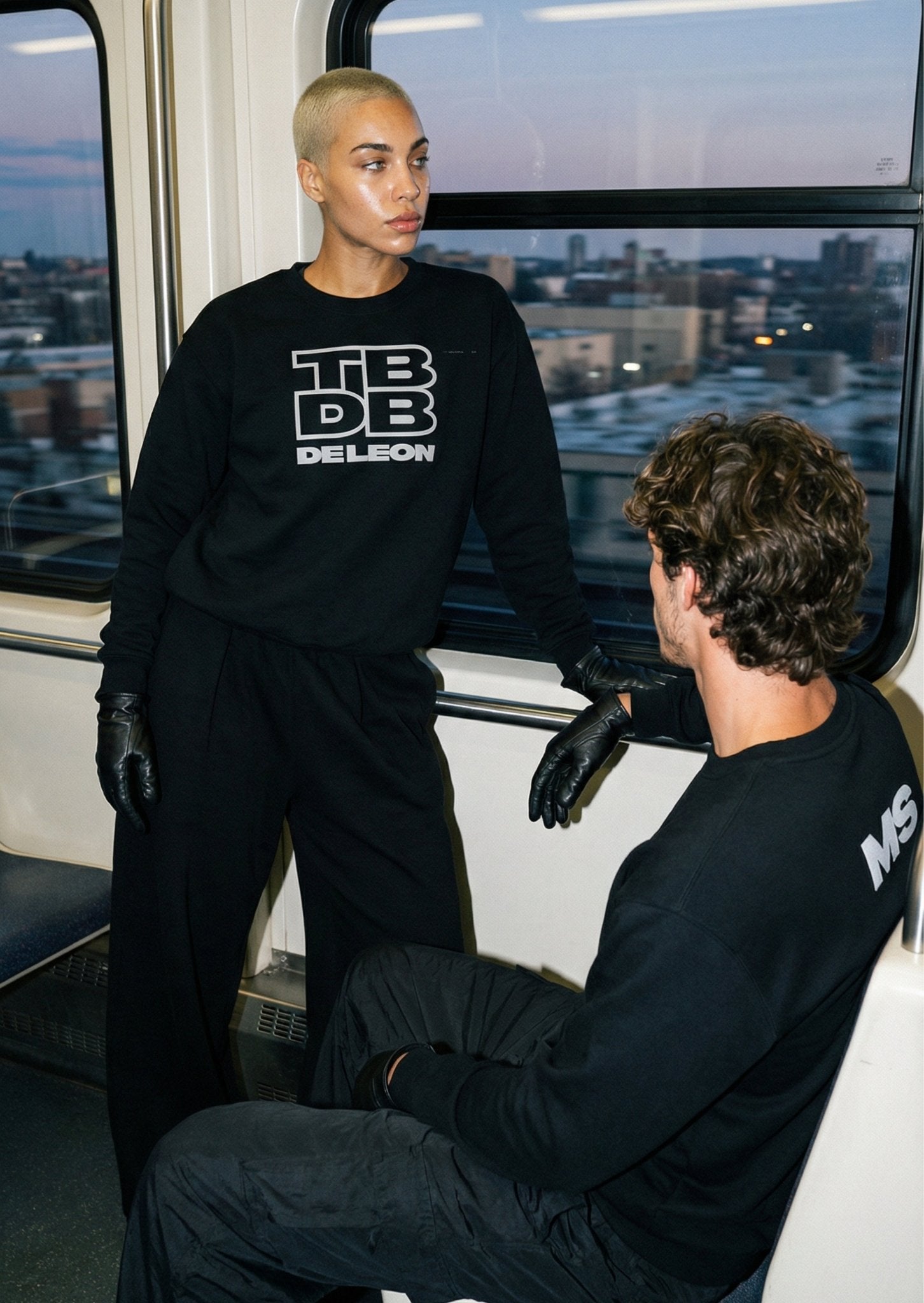 DE LEON Comfy Sweatshirt - MIRASAFARI