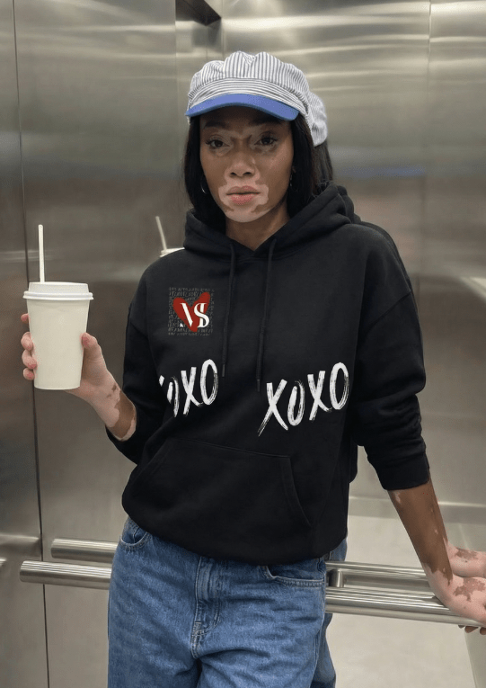 AMOUR NOIR HOODIE - MIRASAFARI